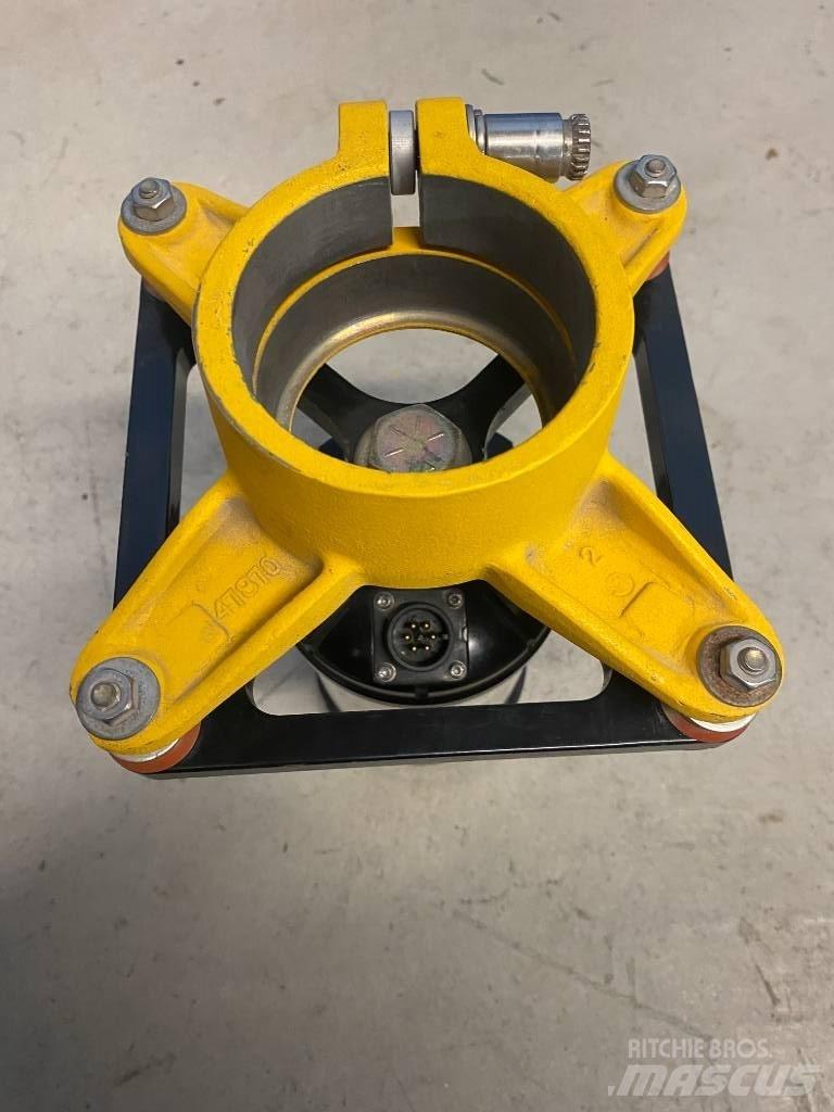 TRIMBLE MT900 Drugi deli