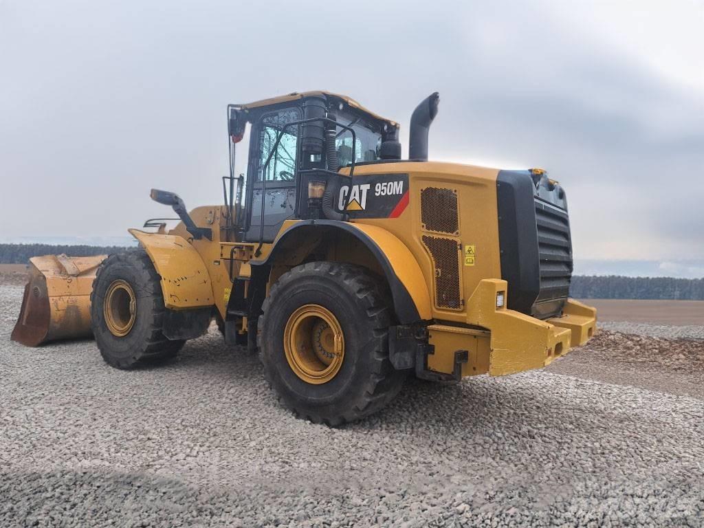 CAT 950 M Kolesni nakladalci