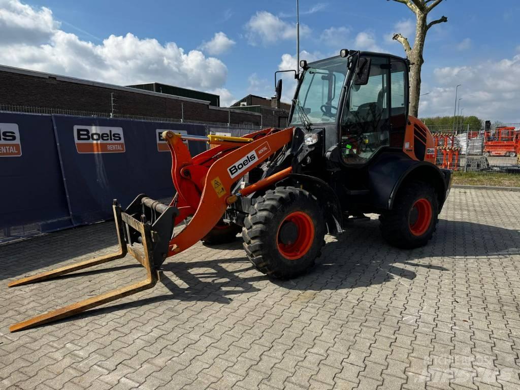 Komatsu WA100M-7 Kolesni nakladalci