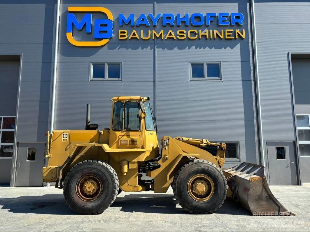 CAT 936 Kolesni nakladalci