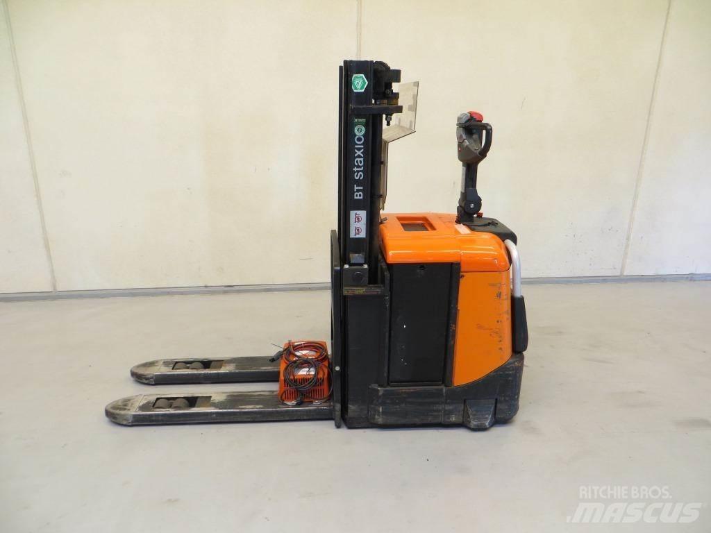 BT SPE125 Samopogonski ročni viličarji