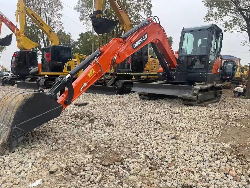 Doosan DX60 Mini bagri <7t