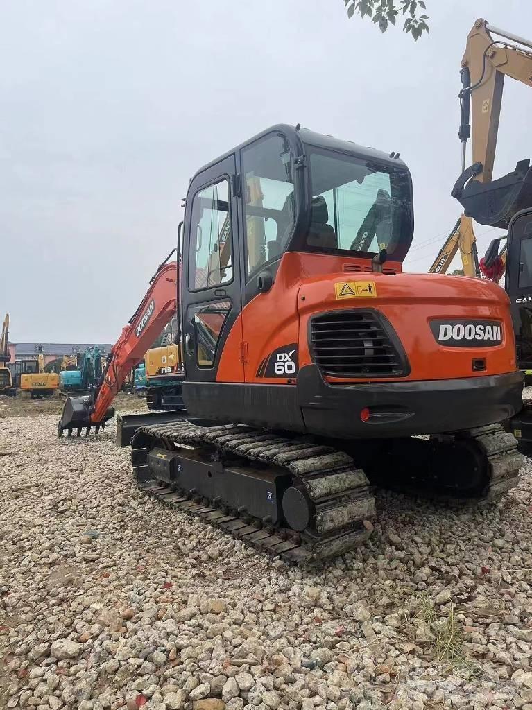 Doosan DX60 Mini bagri <7t