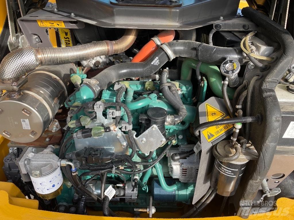Volvo L30GS Mini nakladalci