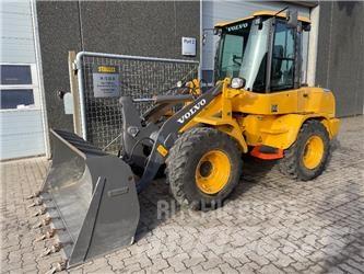 Volvo L30GS Mini nakladalci