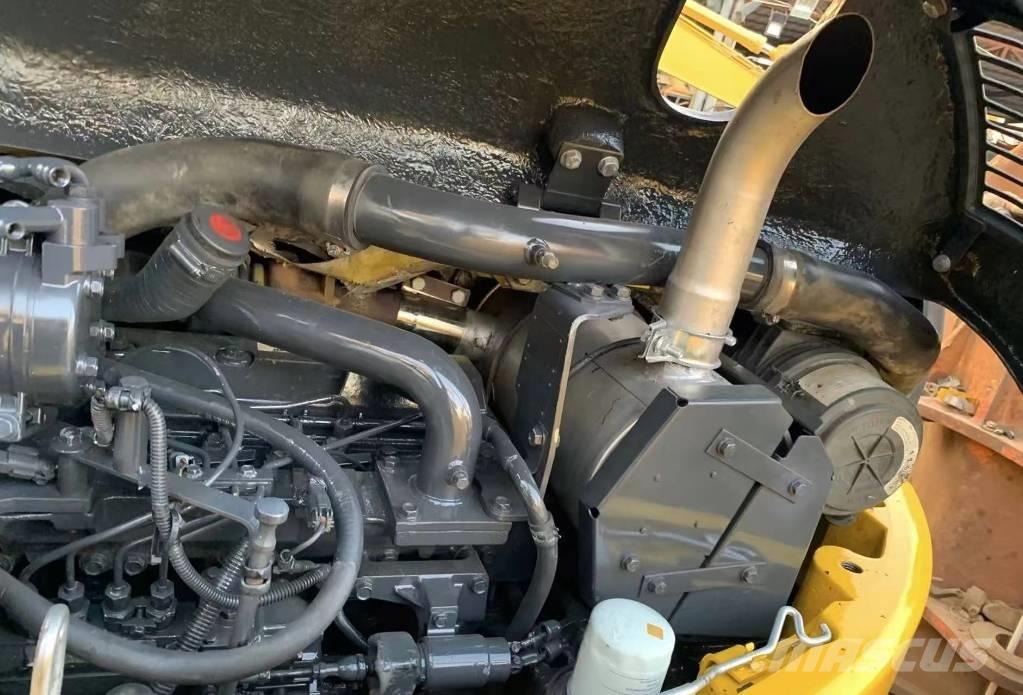 Komatsu PC 78 Midi bagri 7t – 12t