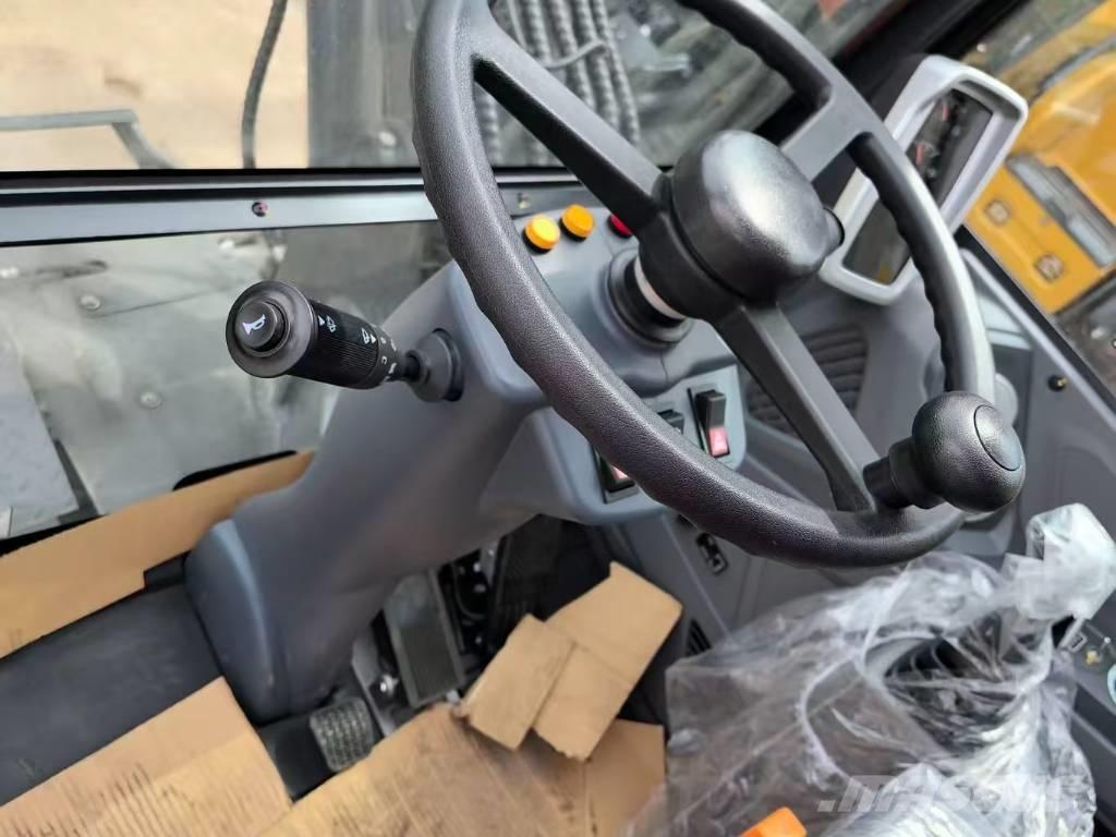 Develon DX60W ECO Bagri na kolesih