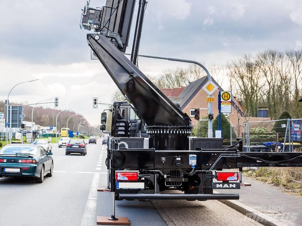 Böcker AK 37/4000 Rabljeni žerjavi za vsak teren