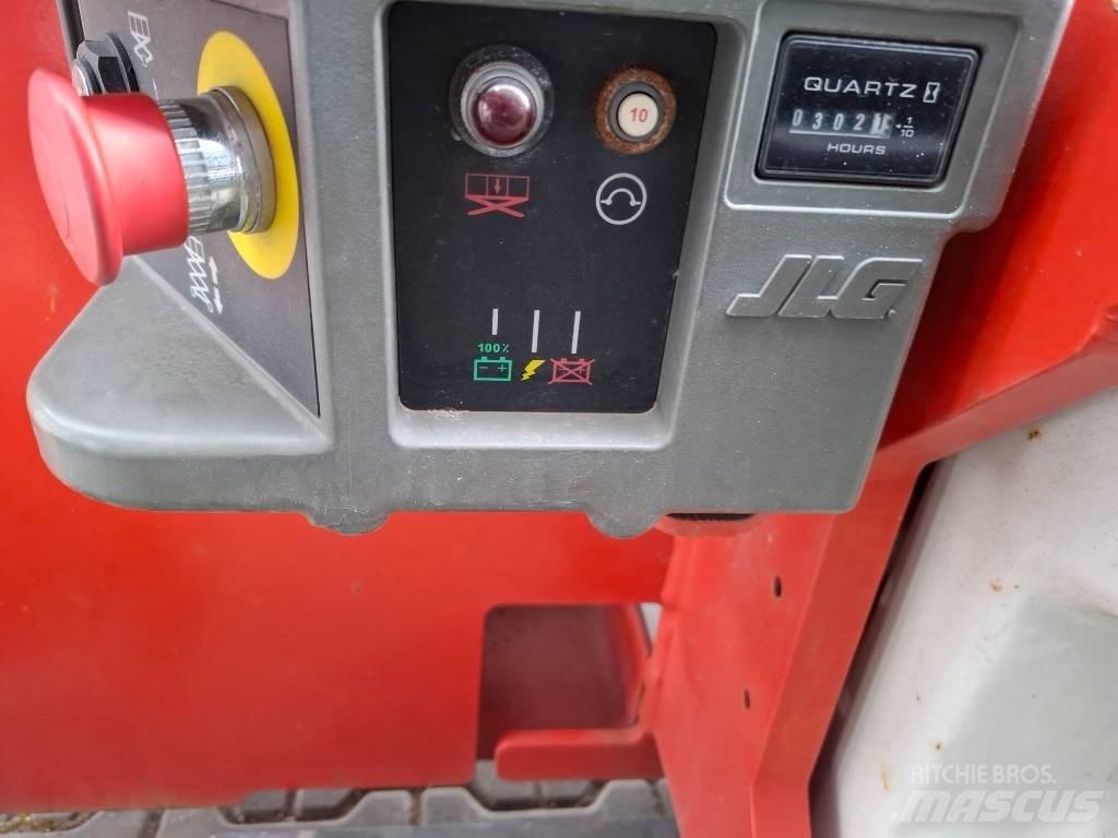 JLG 2646 ES Škarjaste dvižne ploščadi