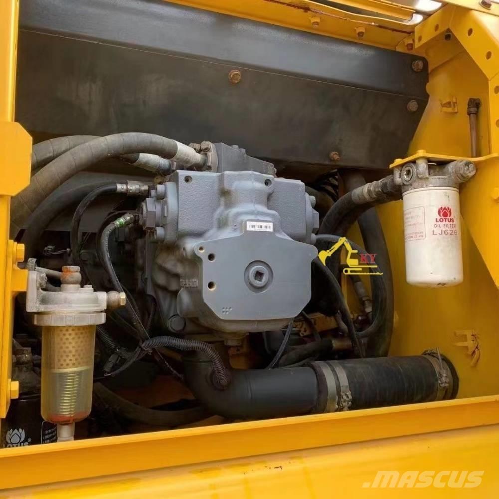 Komatsu P 270 Bagri goseničarji