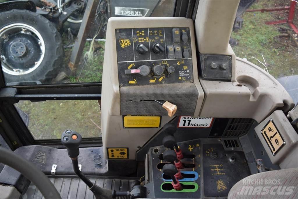 JCB Fastrac 2150 Traktorji