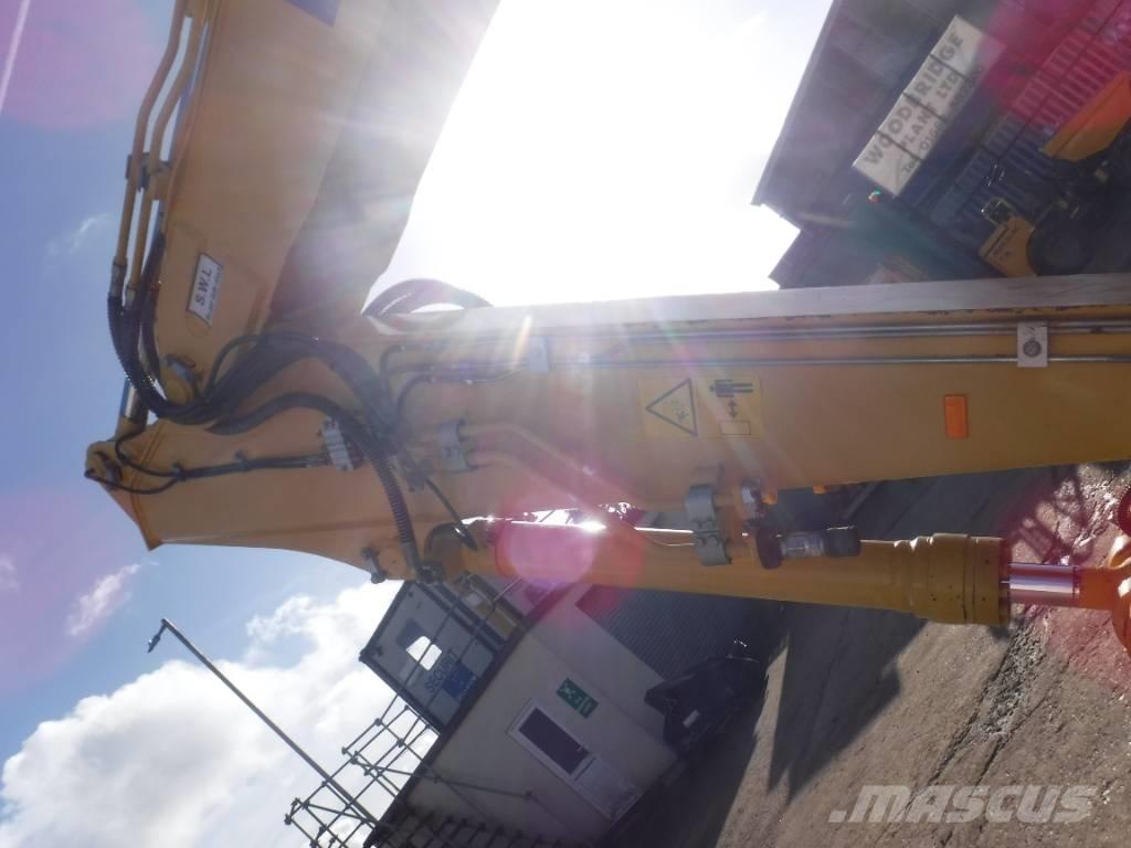 Komatsu PW 160-11 Bagri na kolesih