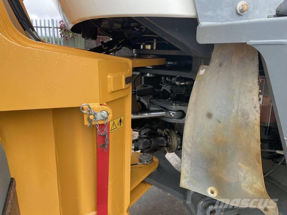 Liebherr L 550 Kolesni nakladalci