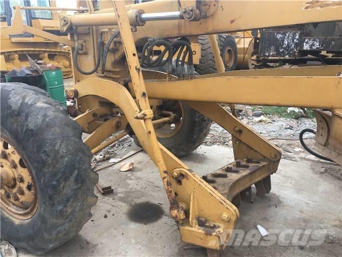 Komatsu GD 623 A Grederji