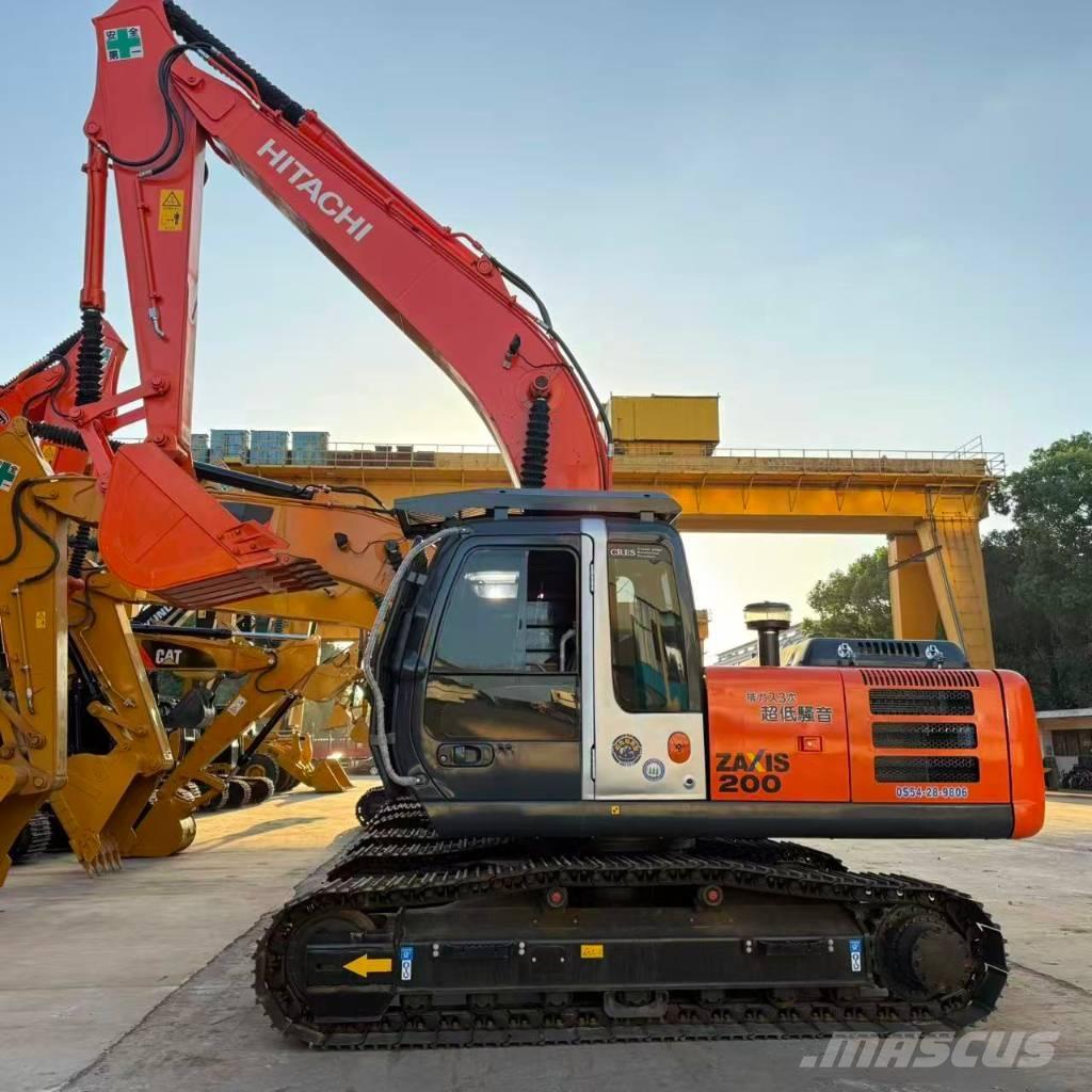 Hitachi ZX 200-3 Bagri goseničarji