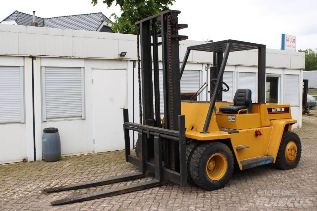 CAT V 130 Dizelski viličarji