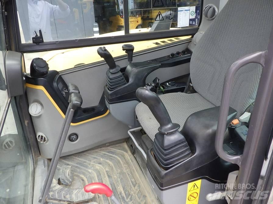 Volvo ECR 88 D Bagri goseničarji
