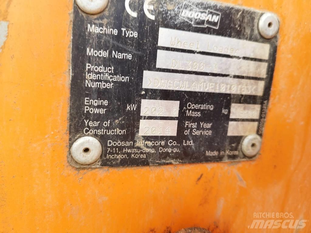 Doosan DL 300-3 Kolesni nakladalci