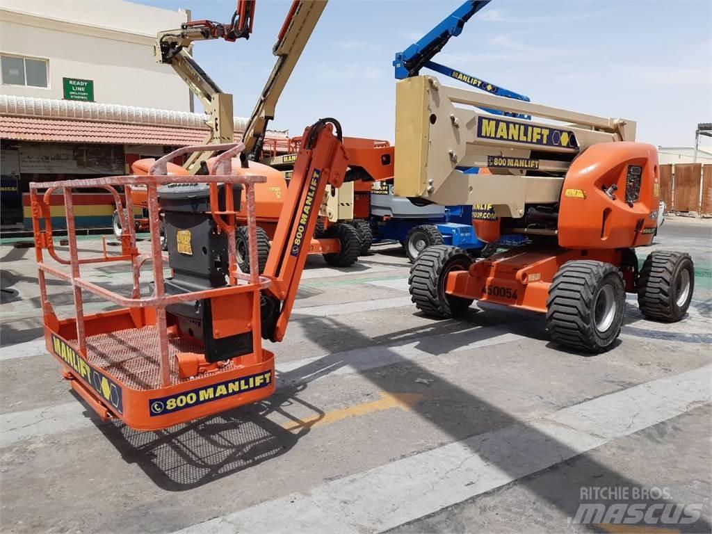 JLG 450AJ Zglobne dvižne ploščadi