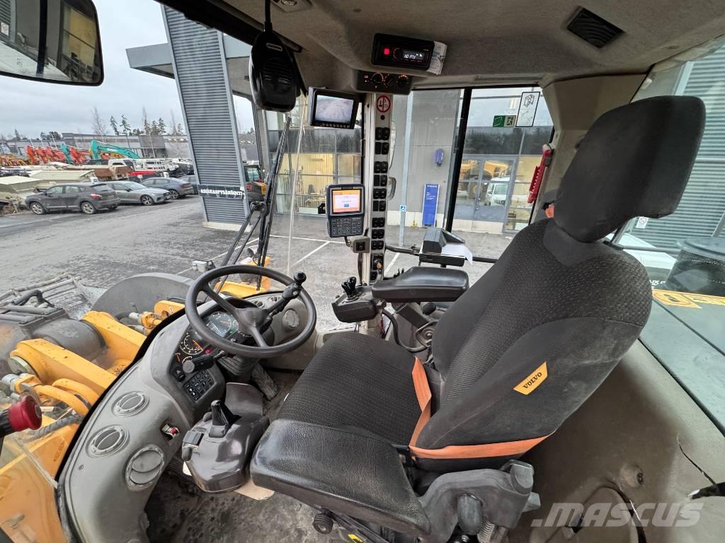Volvo l 250 H Kolesni nakladalci