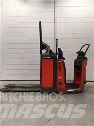 Linde N20HP/132 Nizko dvižni komisionirni viličar