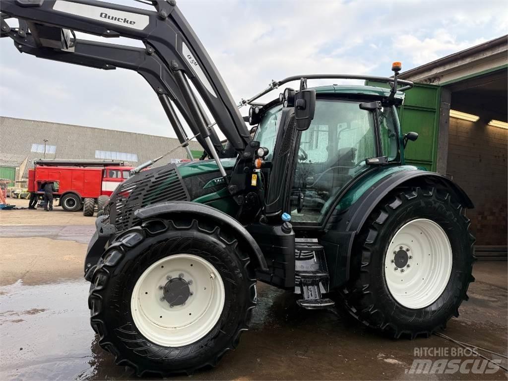 Valtra N 154 Traktorji