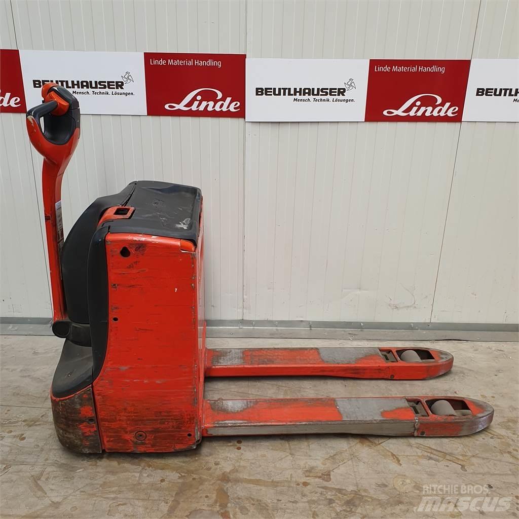 Linde T16 Električni nizko dvižni viličar