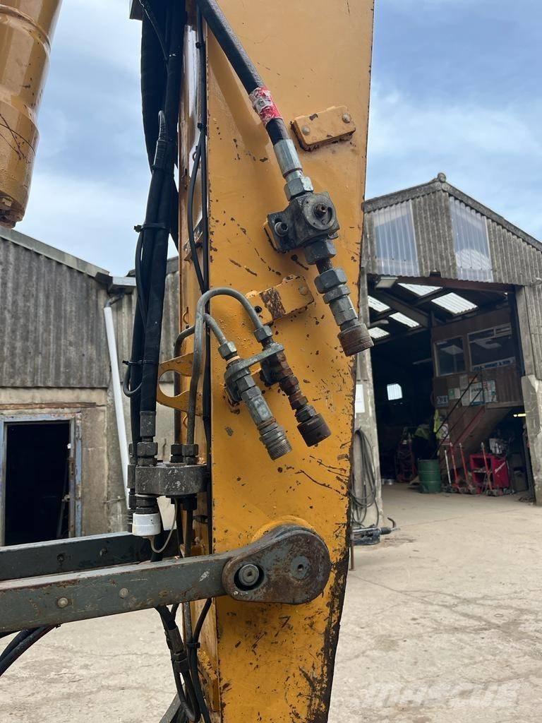 Liebherr R 900 C Bagri goseničarji