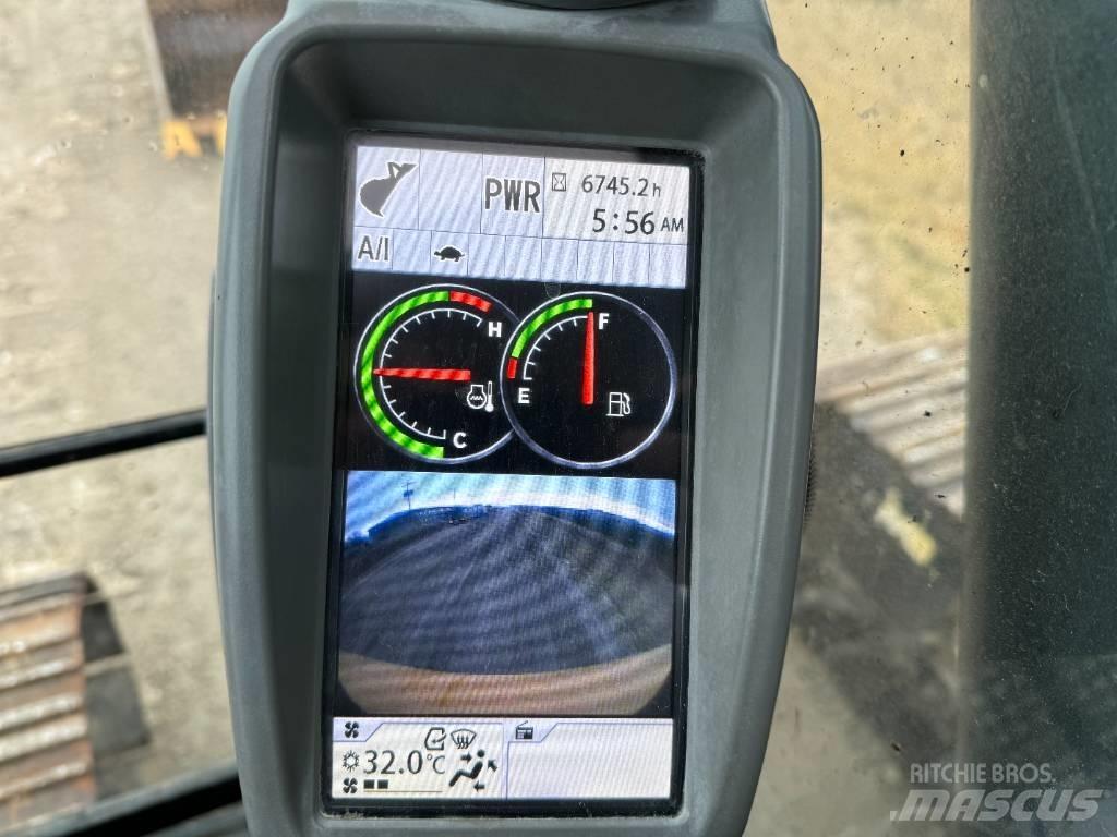 DEERE 210G LC Bagri goseničarji