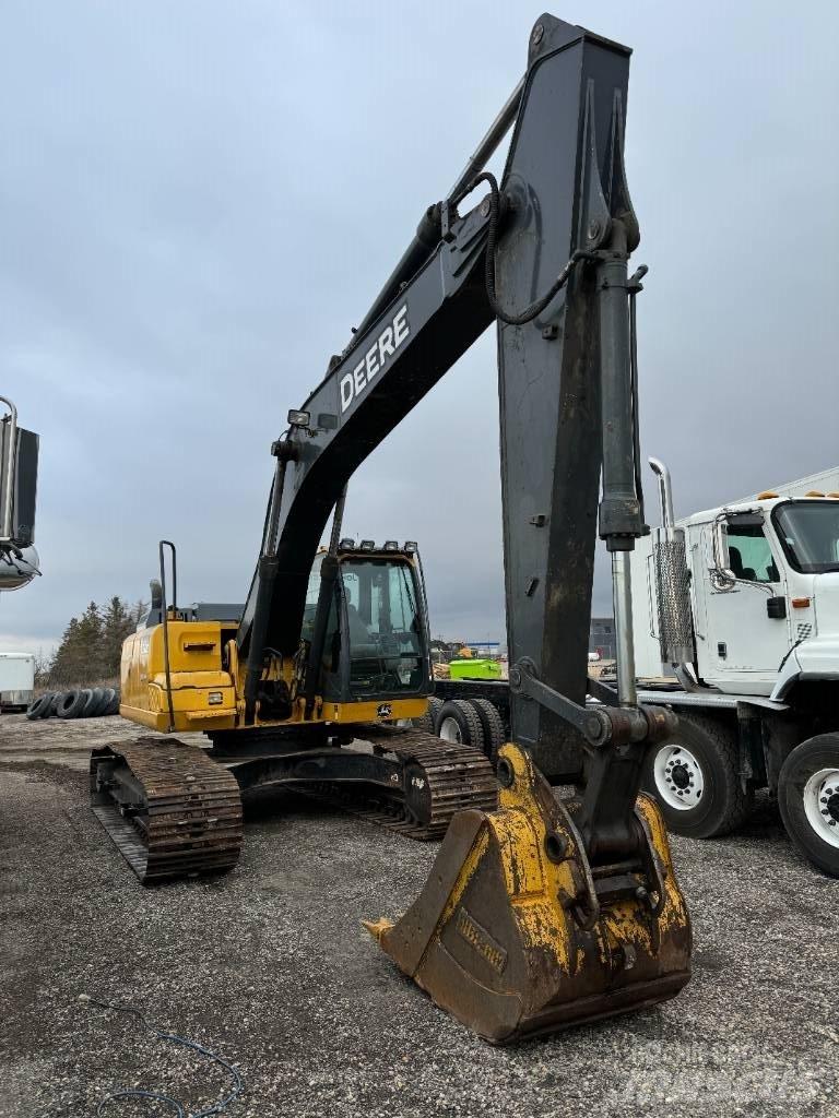 DEERE 210G LC Bagri goseničarji