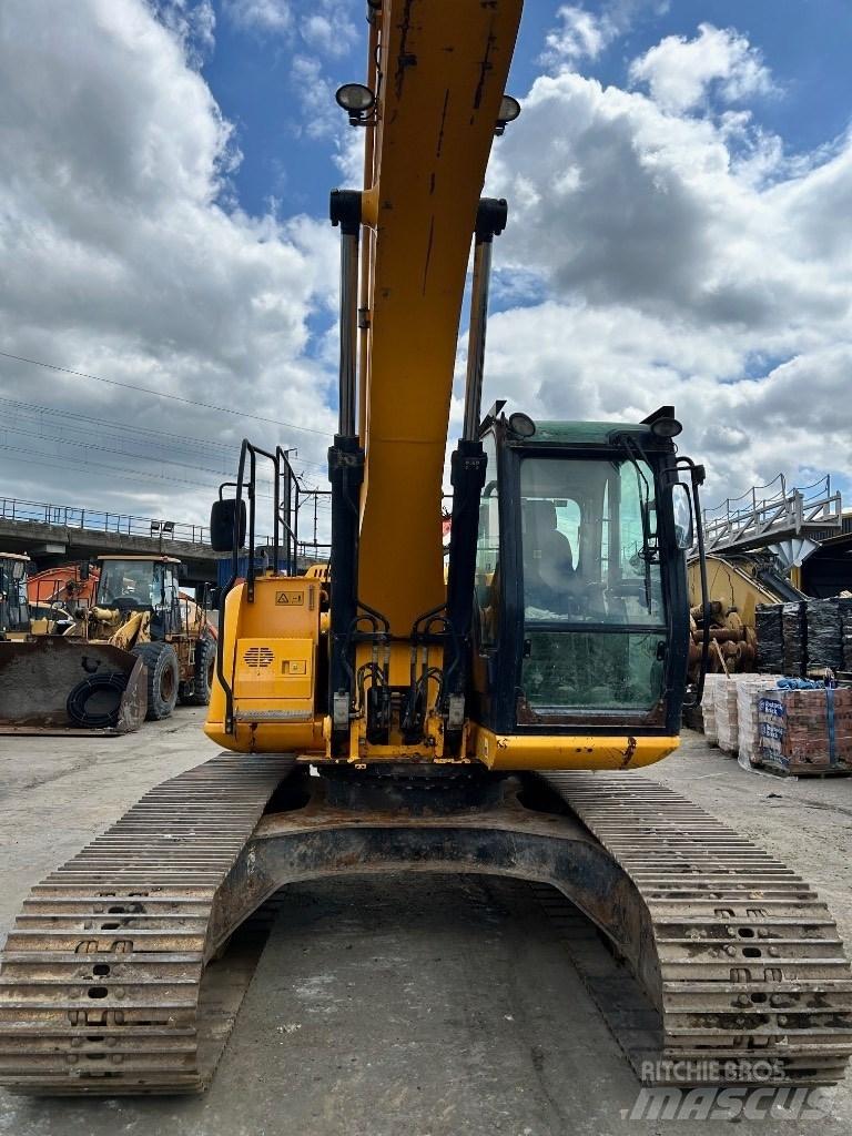 JCB JS 220 LC Bagri goseničarji