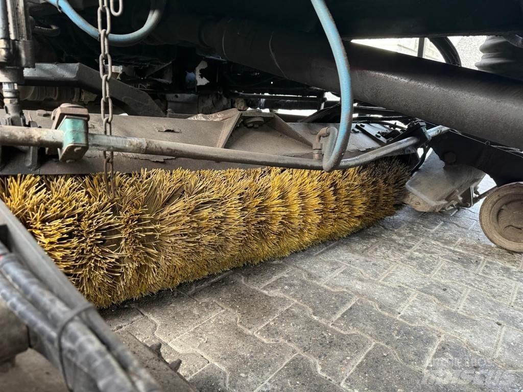 DAF FA LF55 Cestni pometači