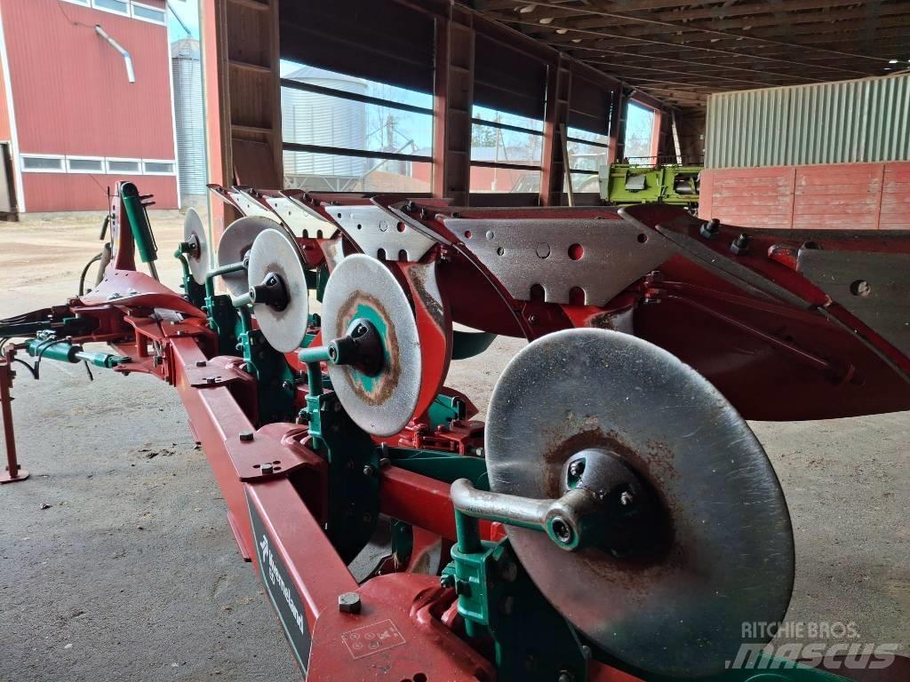 Kverneland ED85 Obračalni plugi