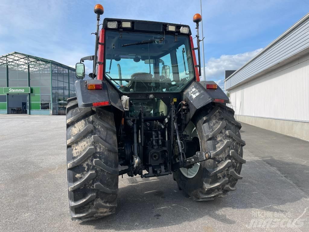 Valtra X 120 Traktorji