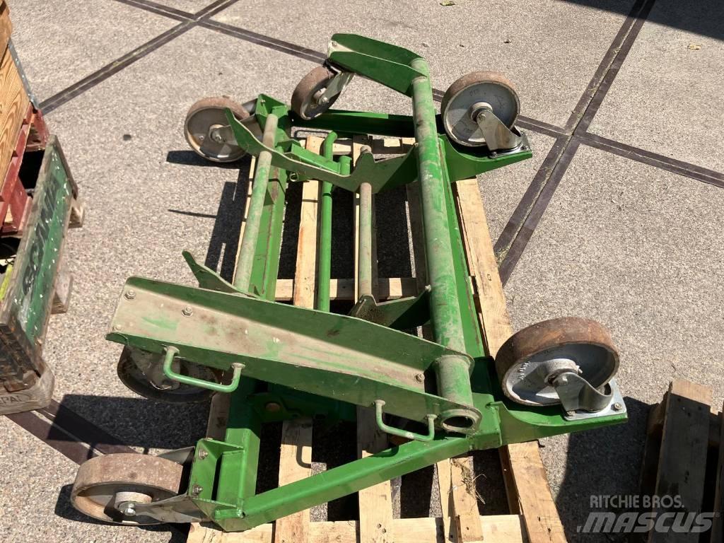 Krone Big X 500 Stroji za krmo na lastni pogon