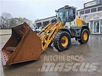 Liebherr L 524 Kolesni nakladalci