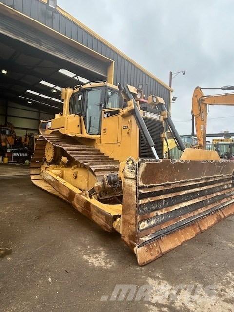 CAT D 6 T LGP Buldožerji goseničarji