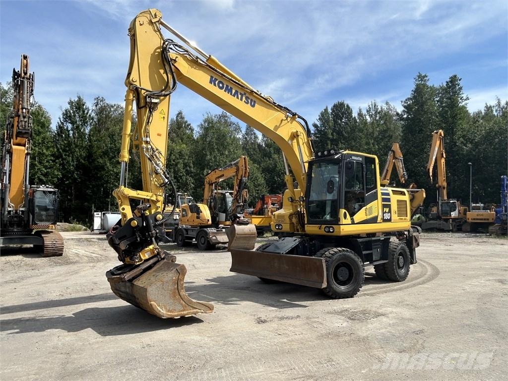 Komatsu PW 180-11 Bagri na kolesih