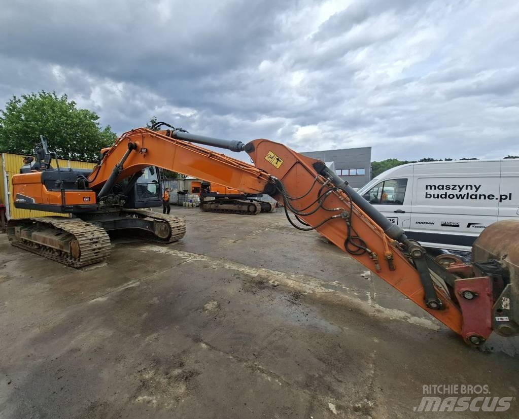Doosan DX225LC-5 Bagri goseničarji