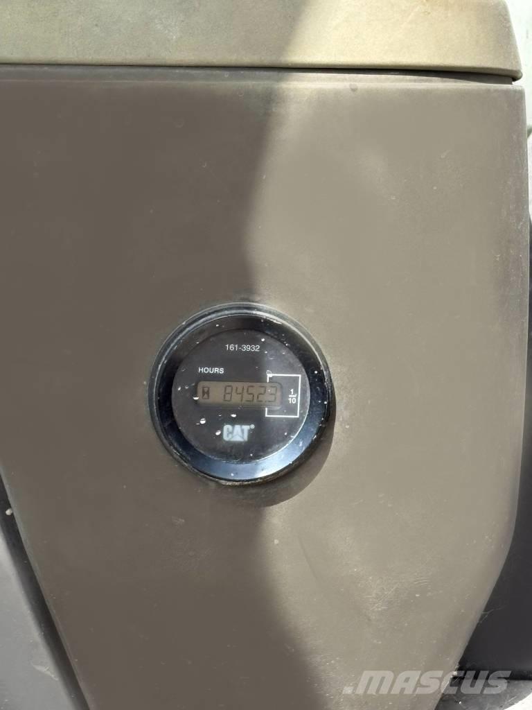 CAT 320 D L Bagri goseničarji