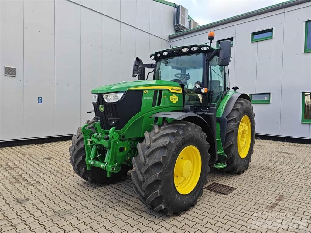 John Deere 6R 215 Traktorji