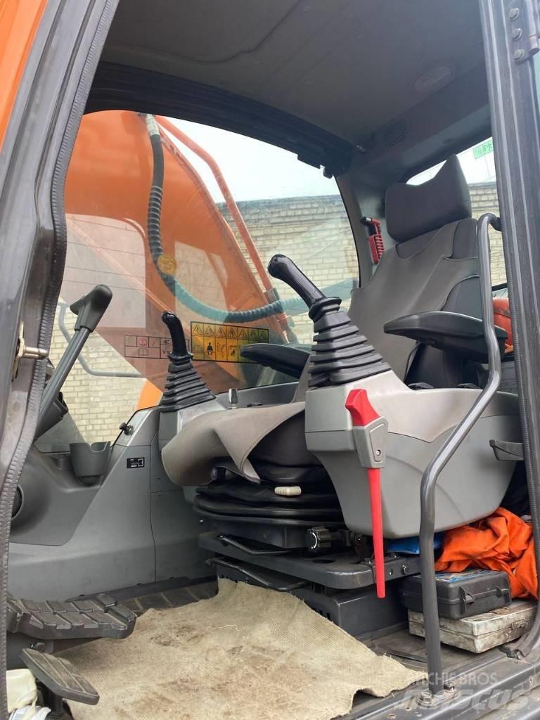 Doosan DX 340 LCA Bagri goseničarji