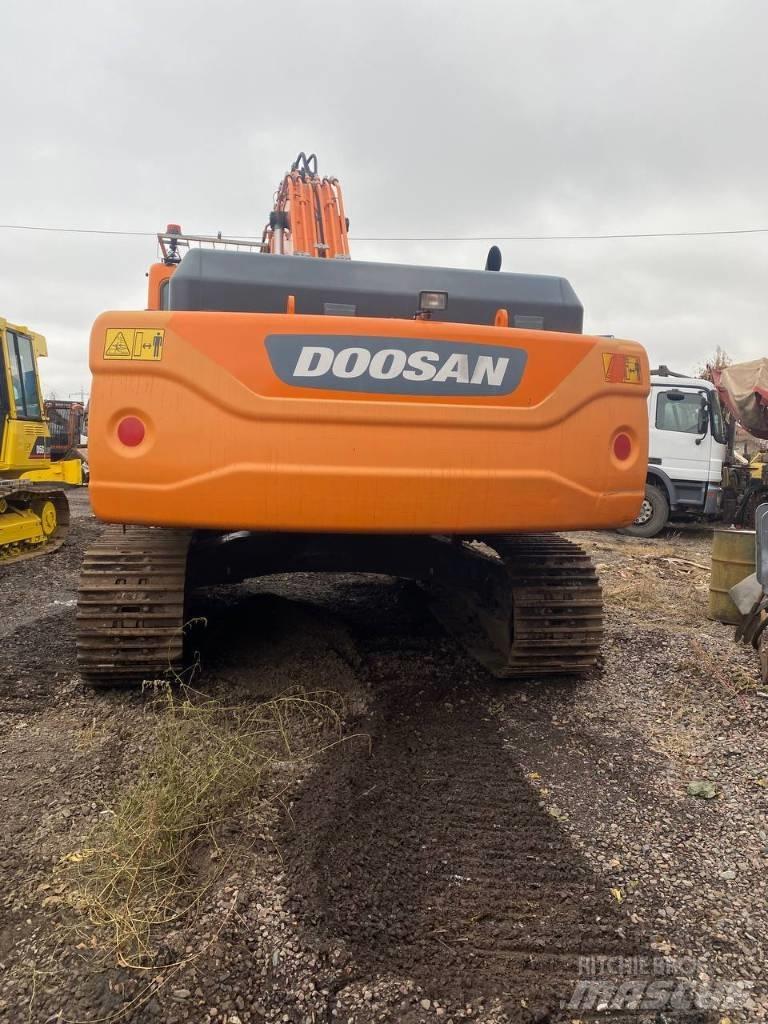 Doosan DX 340 LCA Bagri goseničarji