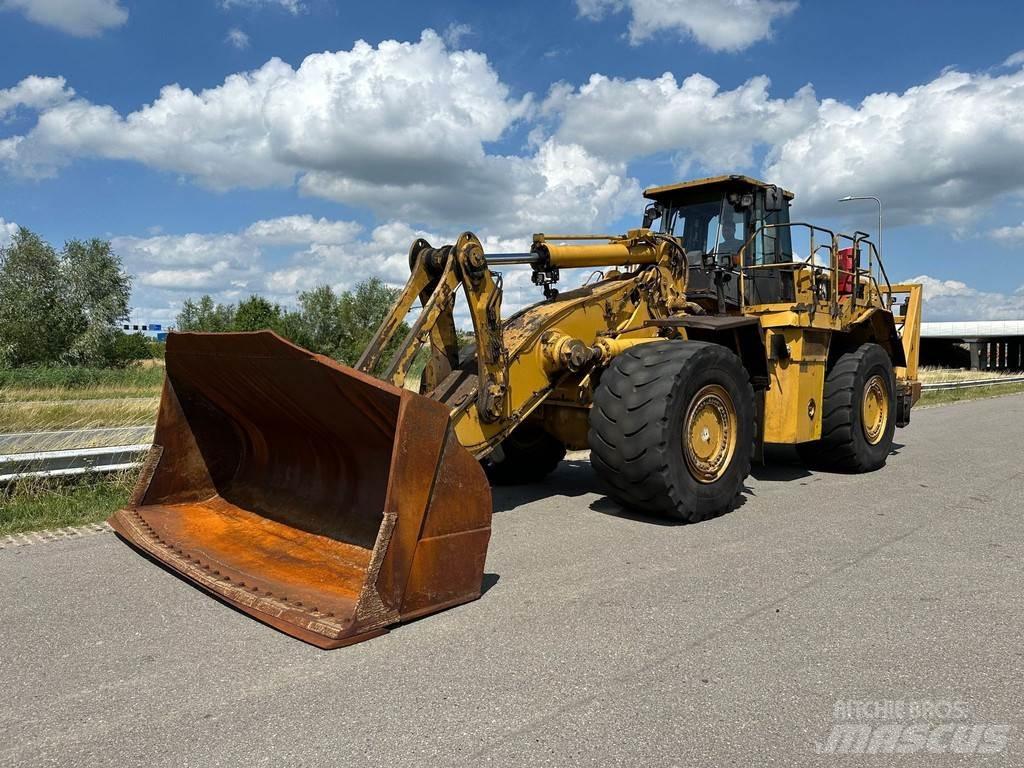 CAT 988H Kolesni nakladalci