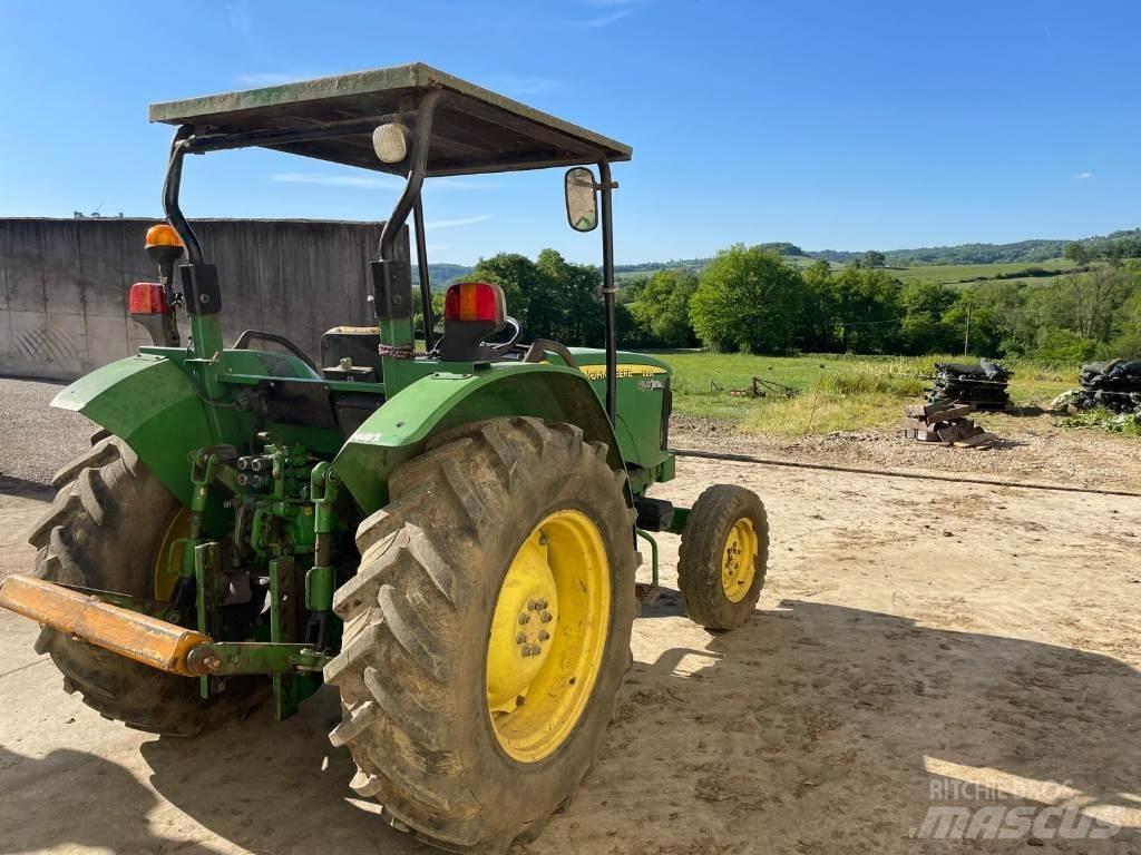 John Deere 5215 Traktorji