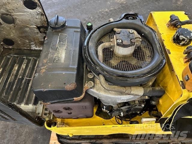 Bomag BPH80/65 Kompaktorji tal