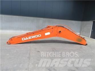 Daewoo DX 225 LC Podvozje in vzmetenje