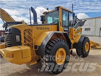 Volvo L 120 F Kolesni nakladalci