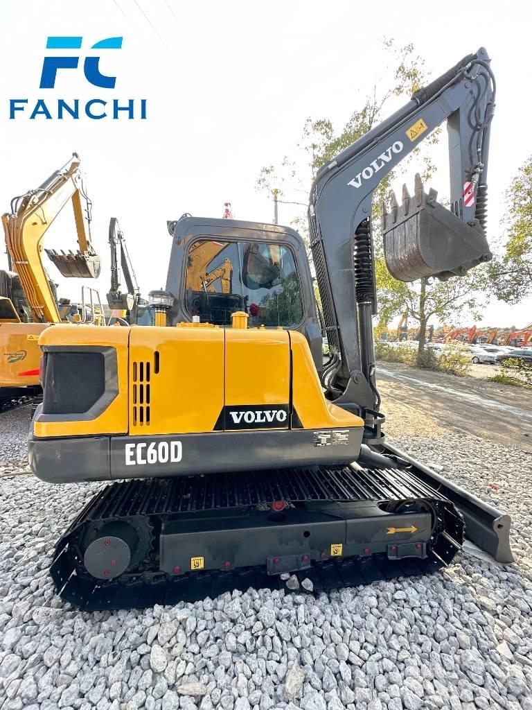 Volvo ec60 Bagri goseničarji