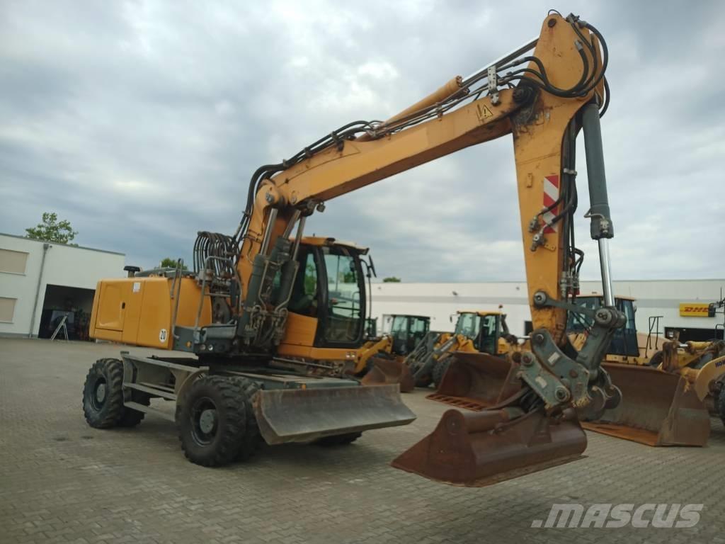 Liebherr A 924 Bagri na kolesih